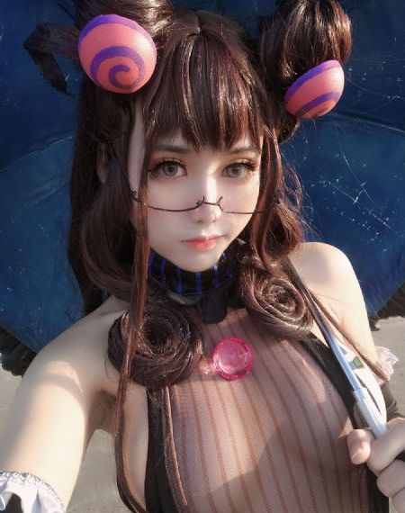 日韩系女装暗黑系_4K在线观看高清
