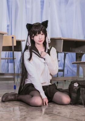 欧美比基尼泳衣_BD英语免费高清观看